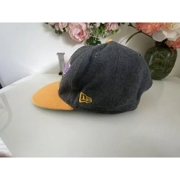 Los Angeles Lakers Hat Cap Gray‎ and Yellow Flannel with Logo Adjustable OS EUC